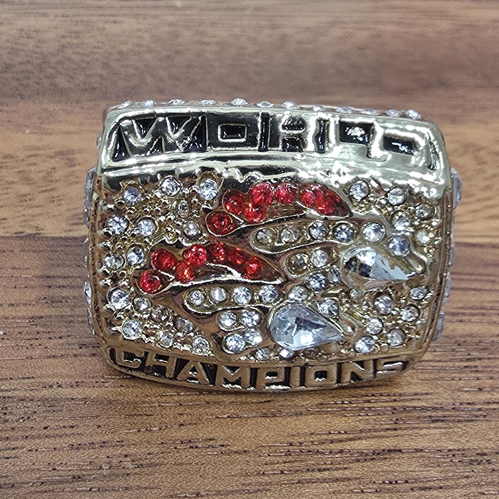 Denver Brincos 1999 Championship Ring SZ 10 Fan Edition Elway Suoer Bowl 33